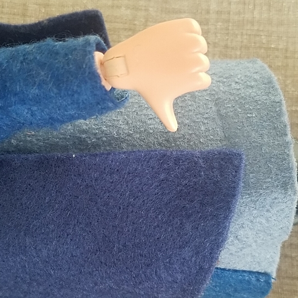 Talking Incredibles 15" Edna Mode Doll - Picture 8 of 9